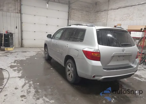 2010 Toyota Highlander Base V6 from USA, damaged, VIN 5TDBK3EH3AS011365
